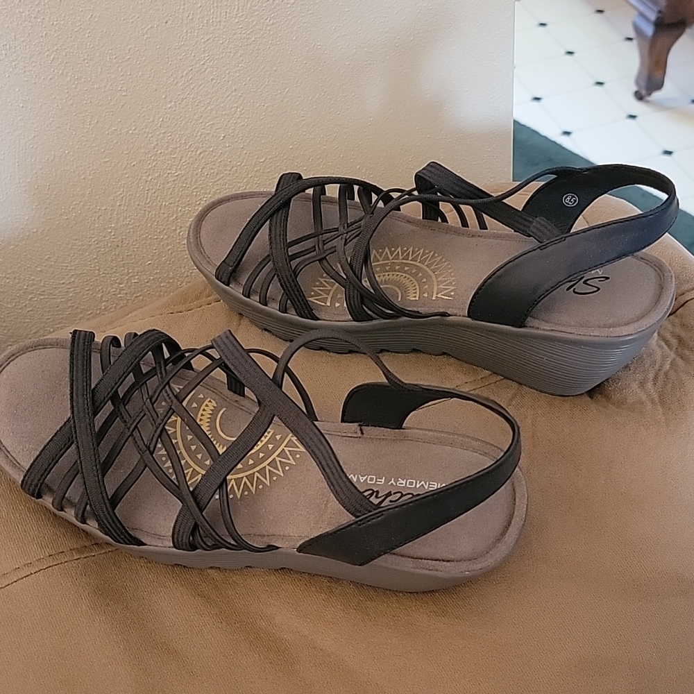 Wedge sandals